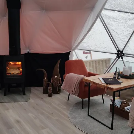 Tente de luxe Forbord Dome Tilleraune